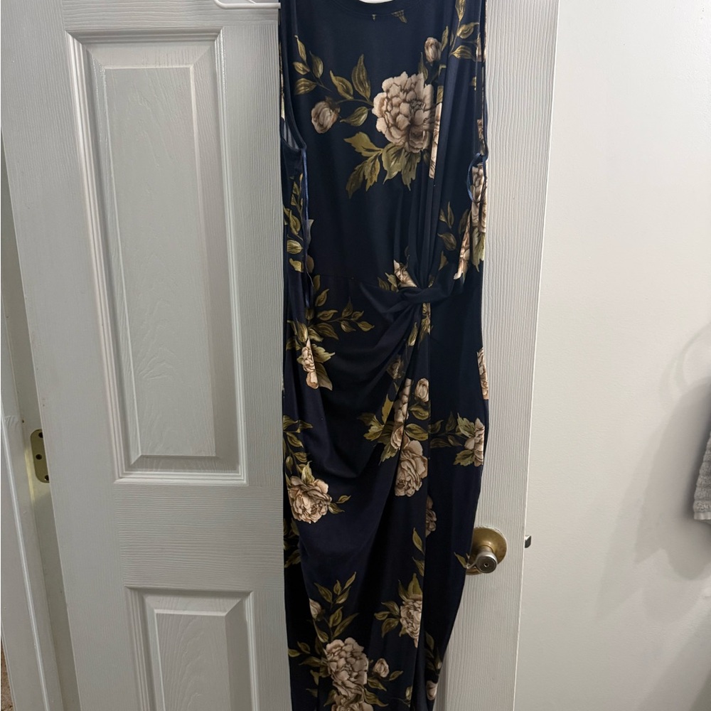 Floral Sleeveless Midi Dress